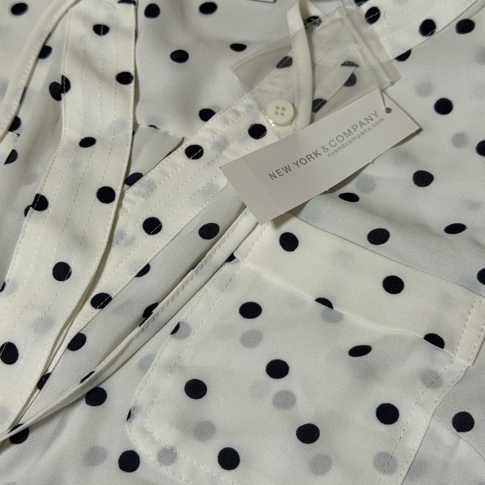 NWT New York & Company Polka Dot Sleeveless Women's Top XS - Picture 7 of 10
